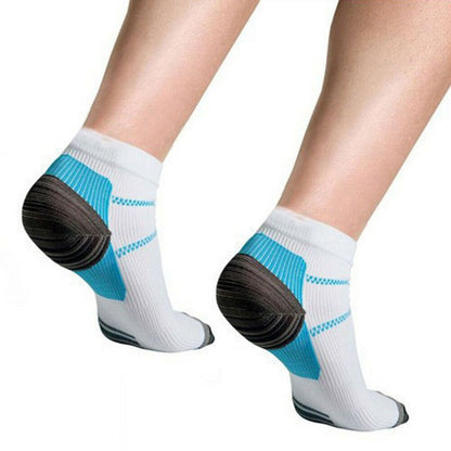 Comfort socks for active lifestyles with gentle compression support