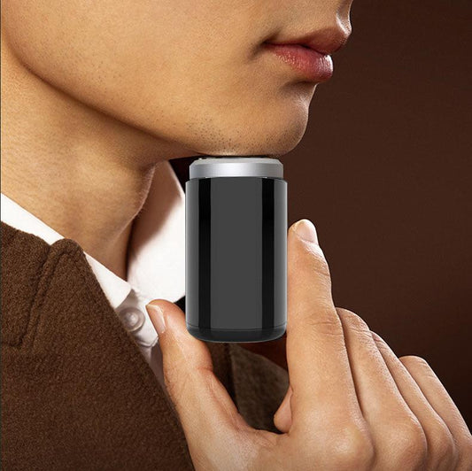 Compact Men's Travel Shaver for Effortless Grooming On-the-Go