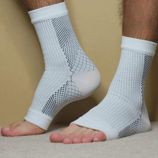 Comfort Fit Compression Socks for Enhanced Support and Recovery