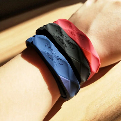 Negative Ion Bracelet: Waterproof Silicone Anti-Fatigue Lovers Band