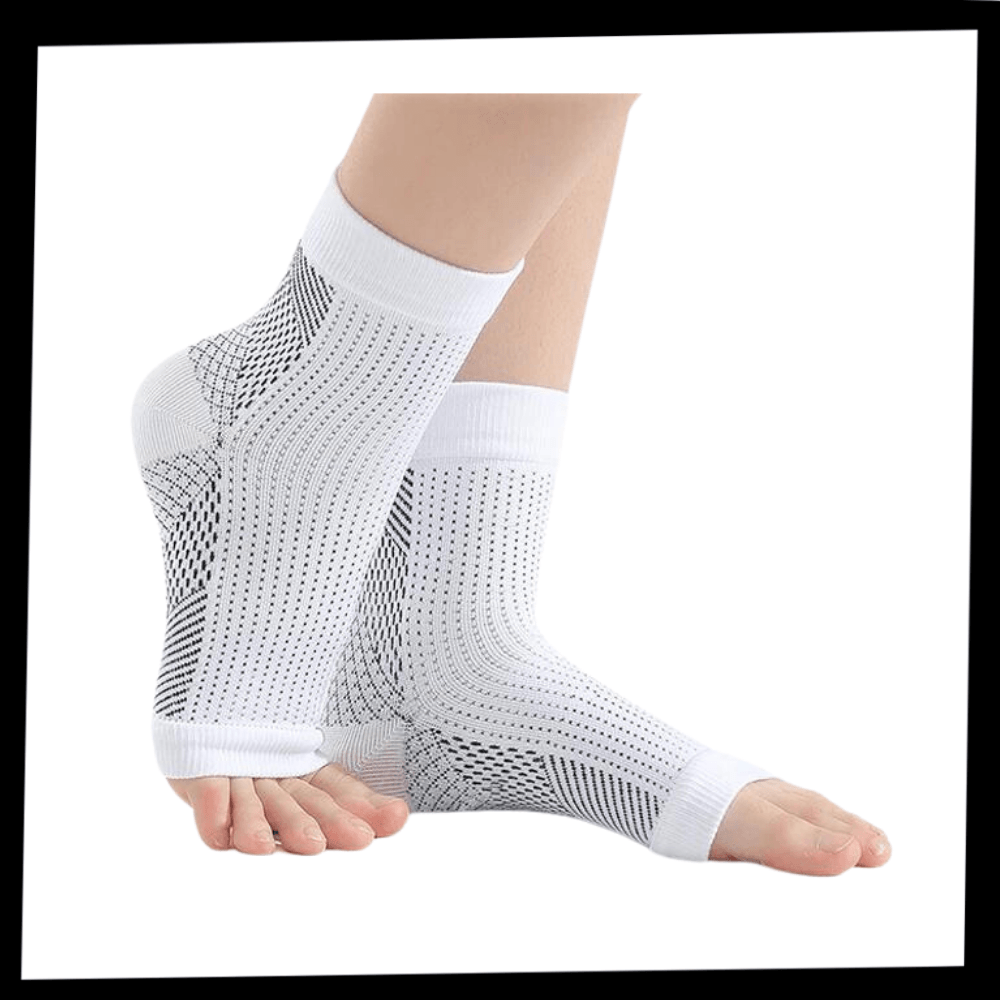 Comfort Fit Neuropathy Socks for Effective Pain Relief